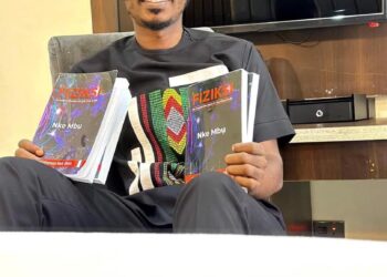 Nigerian Young Man Launches The First Ever Igbo Physics Textbook