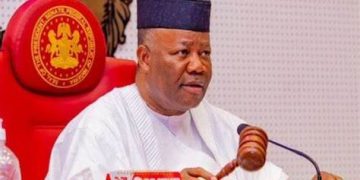 Senate Reportedly Stops TV Stations, Photojournalists From Covering Plenary