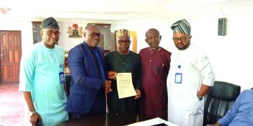 Havilla University Honors C’River Speaker With Faculty Naming